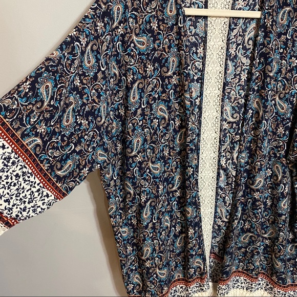 Navy Paisley Fringe Hem Boho Kimono - Picture 3 of 7